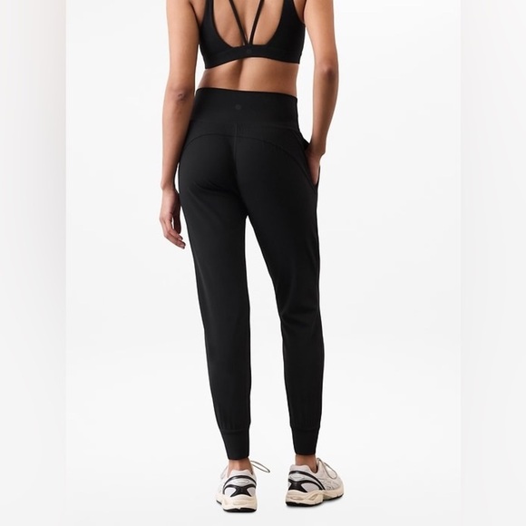 Athleta Salutation High Rise Jogger Pants Size Medium Black Athleisure Yoga. 1 - Picture 5 of 7